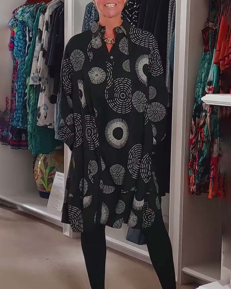 YVETTE | Robe décontractée à revers et motif géométrique