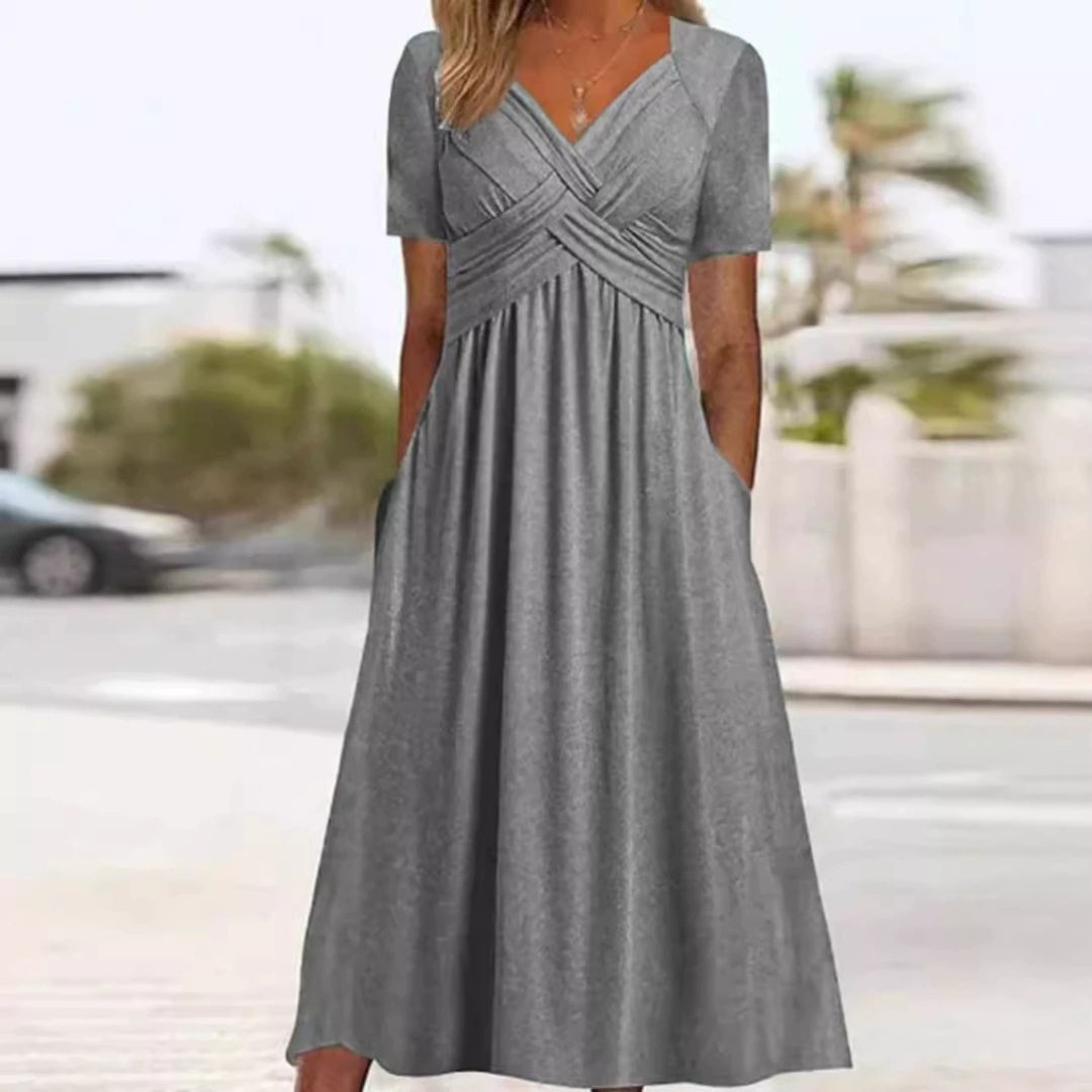 ARCTOVIA | Robe de confort élégante avec une silhouette flatteuse