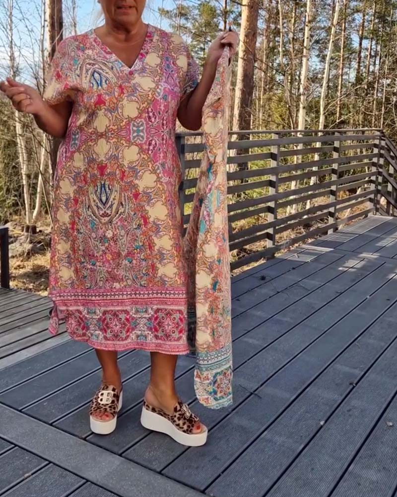 COLETTE | Robe droite à motif col en V