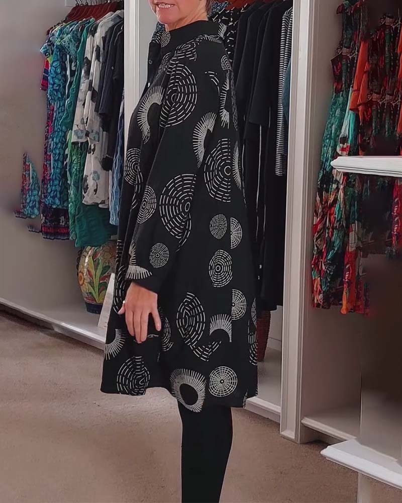 YVETTE | Robe décontractée à revers et motif géométrique