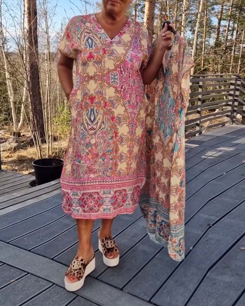COLETTE | Robe droite à motif col en V
