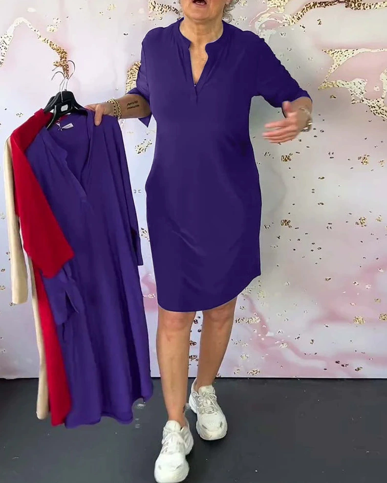 VELIN | Robe Unie à Col en V pour une Élégance Intemporelle