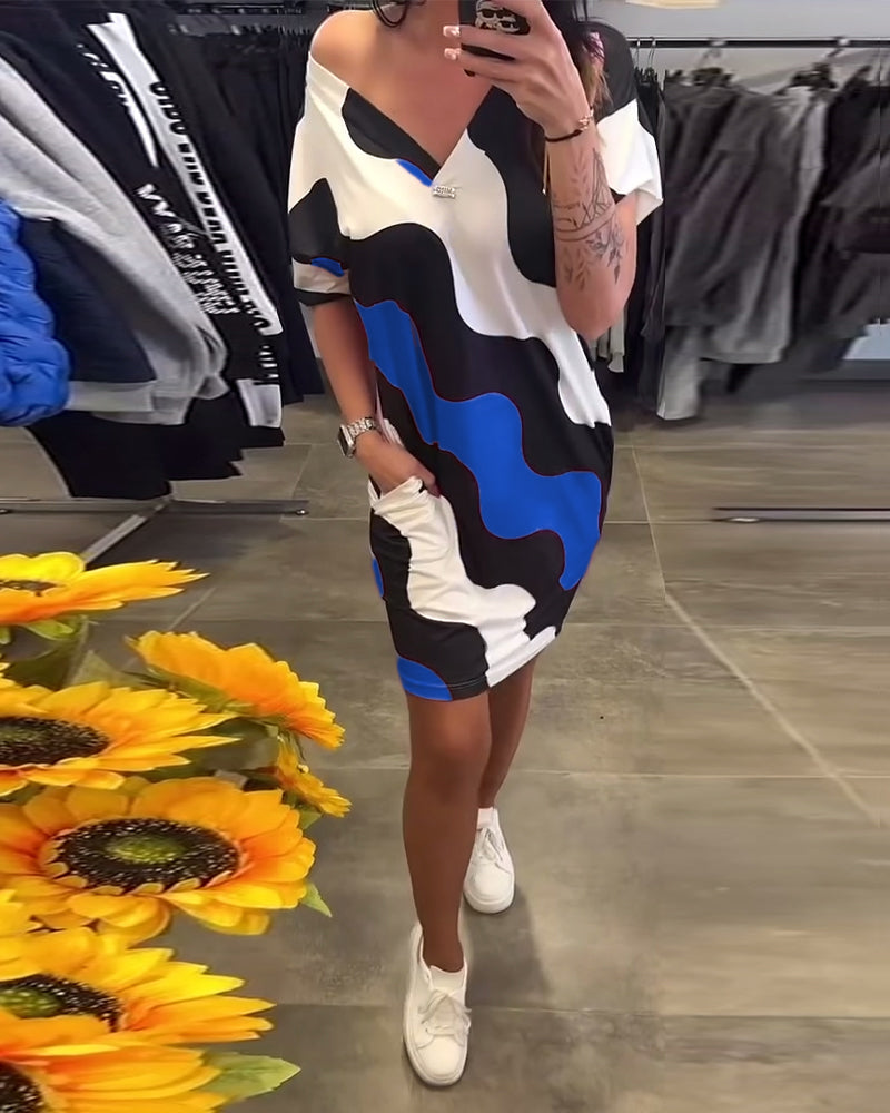 STELLE™ | Robe À Col En V Avec Imprimé Ondulé